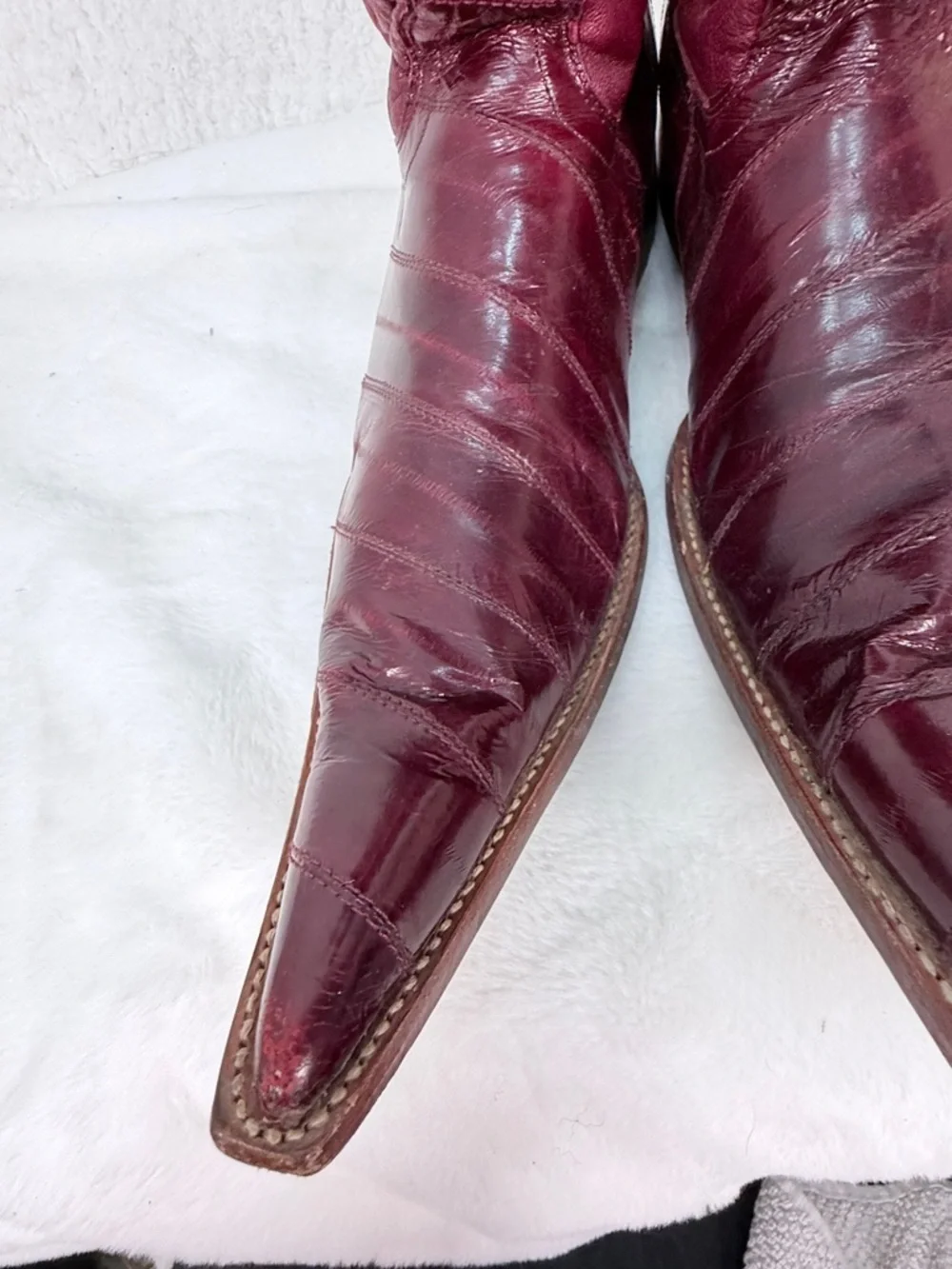 Los Altos Boots Mens 9 Genuine Eel Skin Burgundy Western Snip Toe Exotic Cowboy